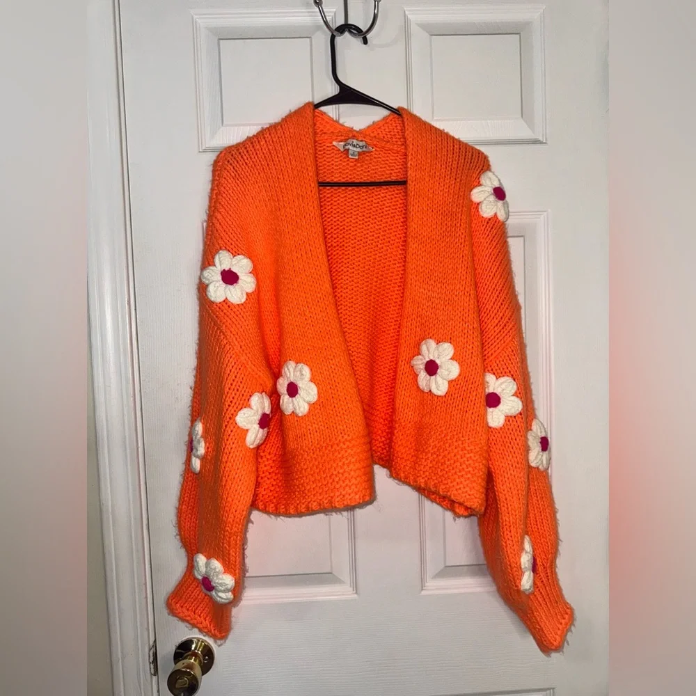 Davi&Dani Bright Orange & White Daisy Cardigan - Picture 4 of 8